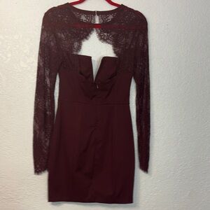 Chic Long Sleeve Lace Dress in Burgundy